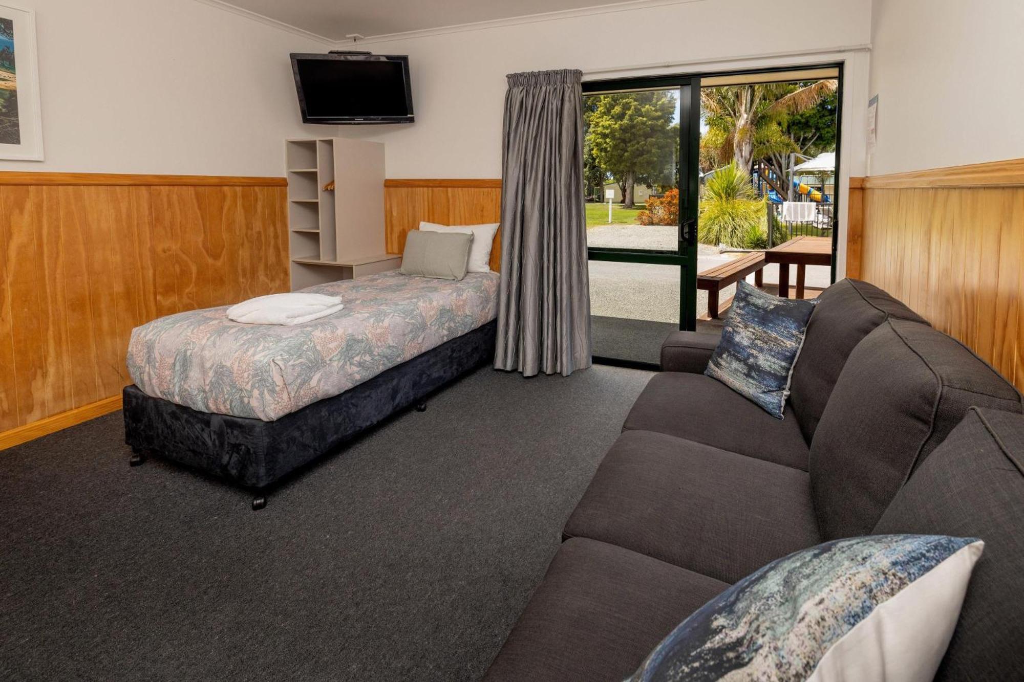 Motueka Top 10 Holiday Park Hotel Exterior foto